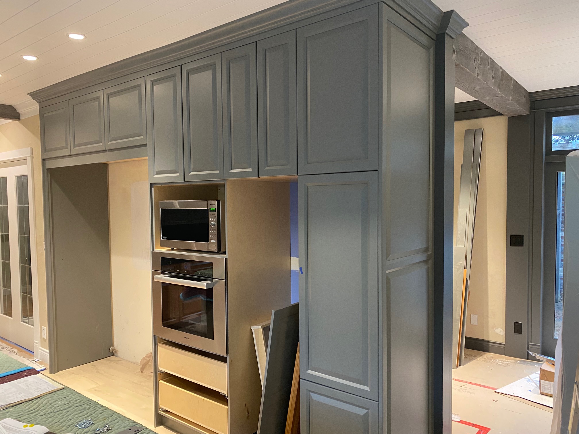 Detailed Interior Painting Greater Vancouver